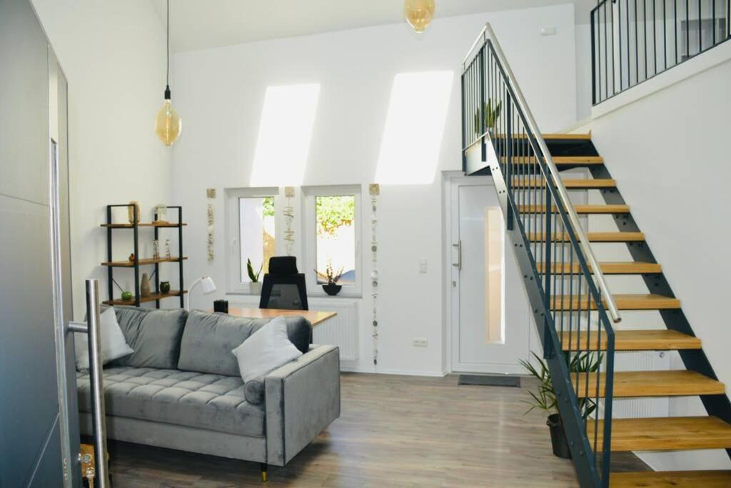 Ganze - Schoenes Und Helles Loft In Apartment *